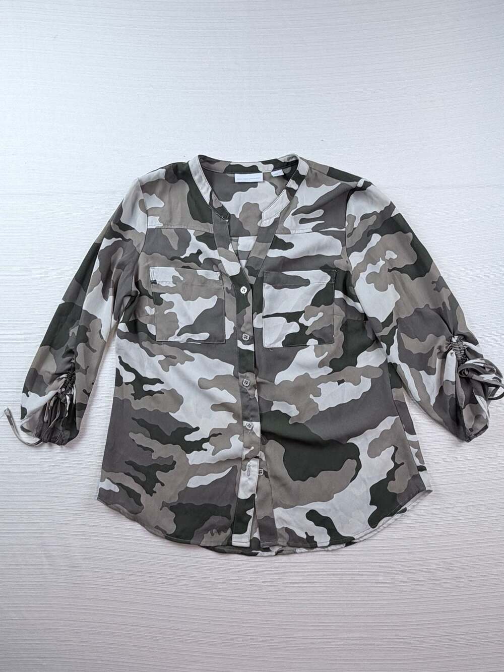New York & Company Camouflage Print Button-Down Blouse Shirt XS